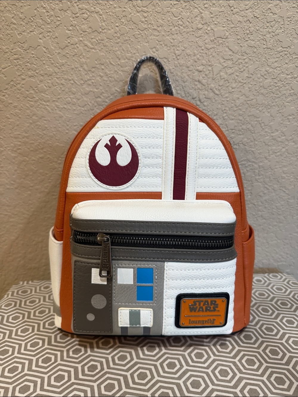Loungefly Star Wars Rebel COSPLAY mini backpack